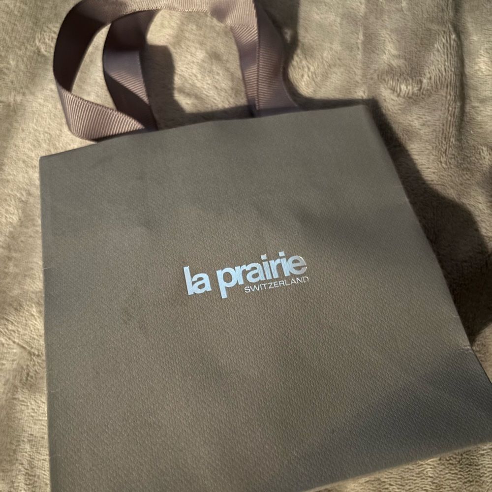 La Prairie Skin Caviar Luxe Cream in Silver Box - Picture 5 of 5